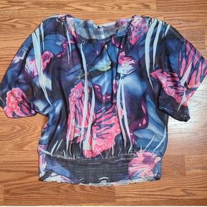 🦋💜 Studio Y Butterfly Blouse · Size M · Lightweight & Lovely